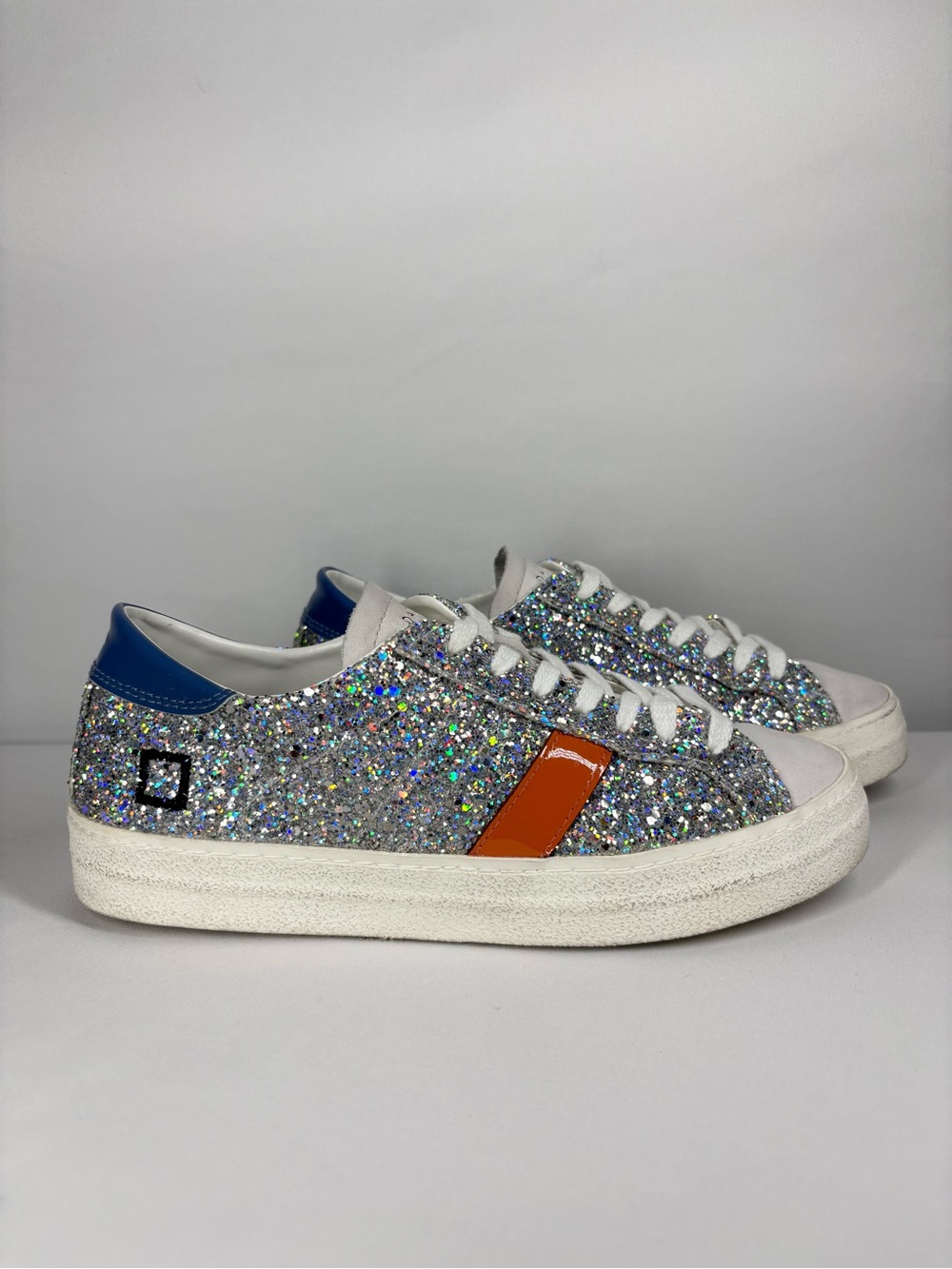 EUC Anthropologie D.A.T.E. Low-Top Sneakers in Silver Glitter & Leather. Size 7